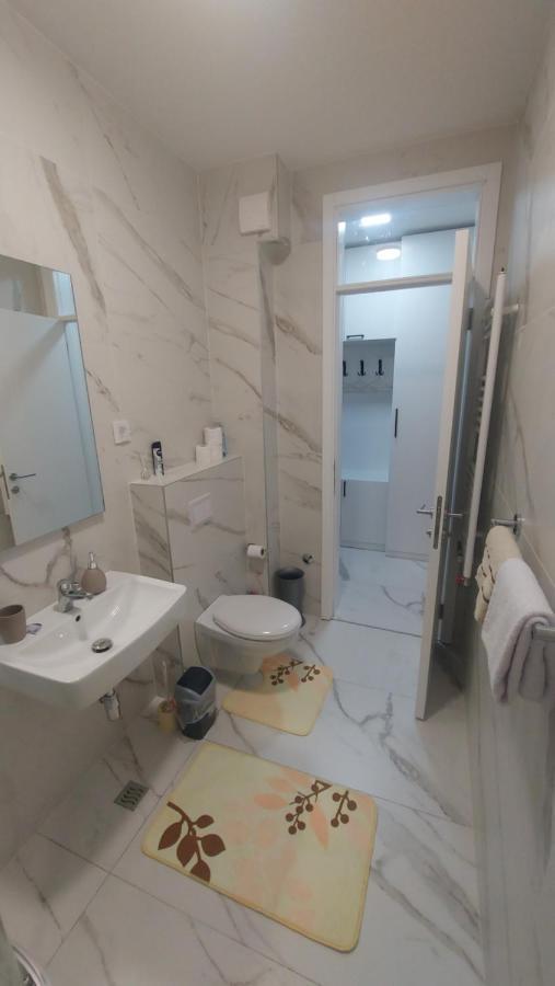 Apartman Solunska 18 Баня-Лука Экстерьер фото
